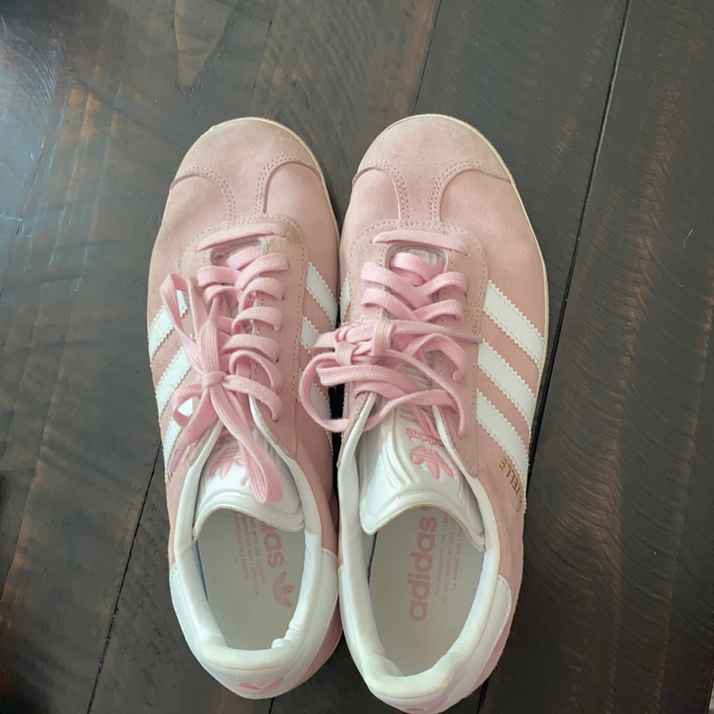 Adidas pink Gazelle. Size 8